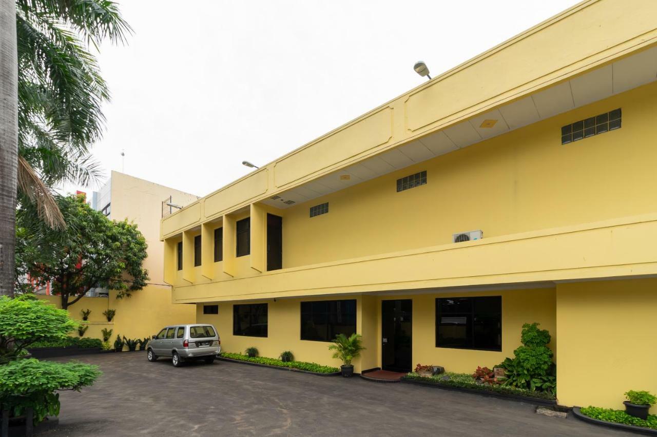 Reddoorz Plus Near Ancol Jakarta Exterior photo
